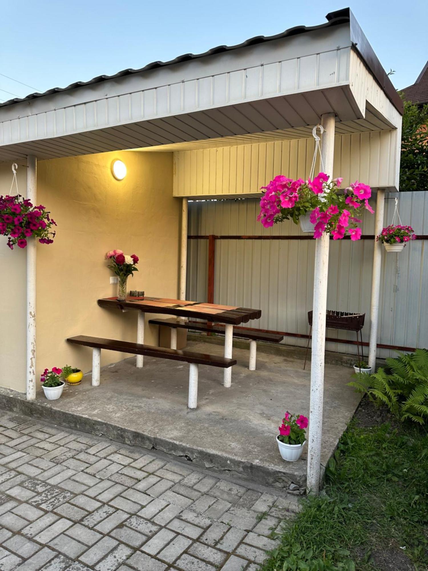 Hotel Vesela Bdzhilka à Soumy Extérieur photo