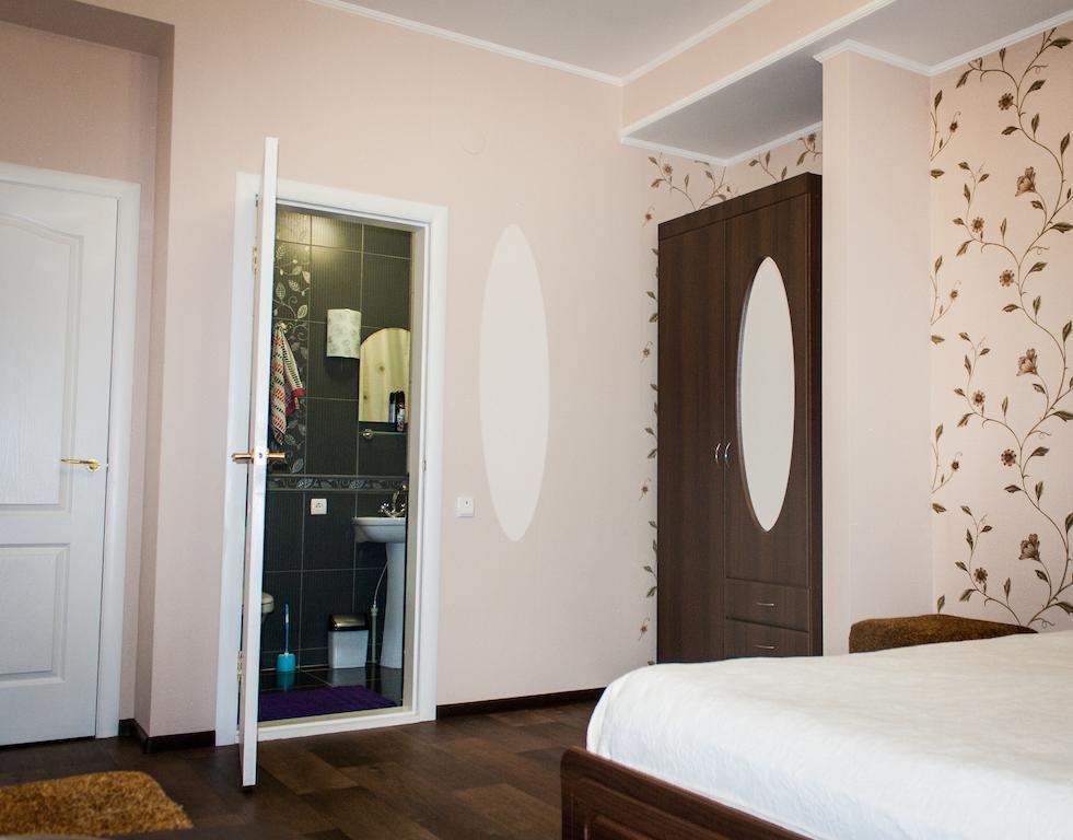Hotel Vesela Bdzhilka à Soumy Chambre photo